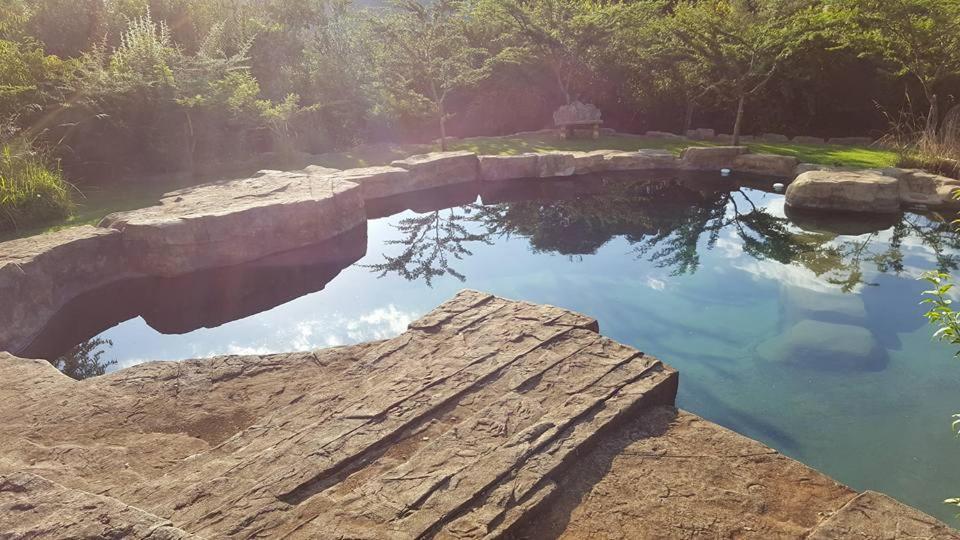 Rockwood Earth Lodge Champagne Valley エクステリア 写真
