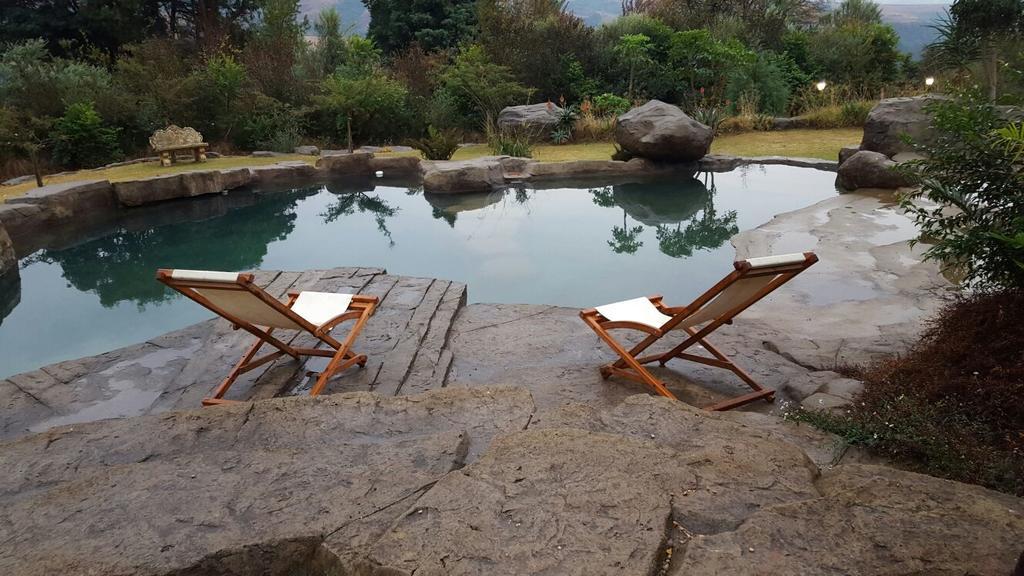 Rockwood Earth Lodge Champagne Valley エクステリア 写真
